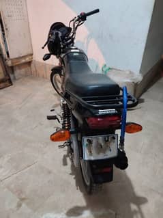 Suzuki GD 110 2019 model 03410720347 my WhatsApp number