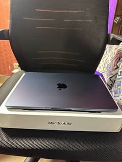 apple macbook AIR M2 8/256