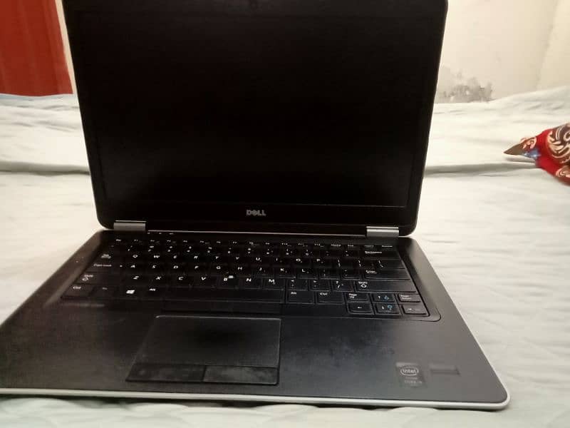 Dell latitude 7440 2