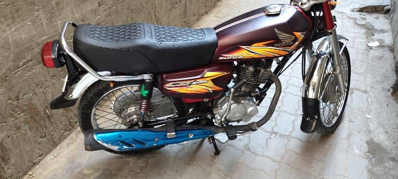 Honda 125 contact number 03212063631 2