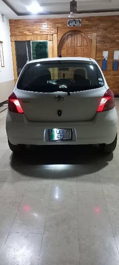 Toyota Vitz 2006