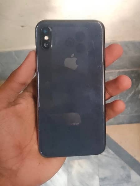 IPHONE X   factory unlock  ( ZONG SIM WORKING ) 0