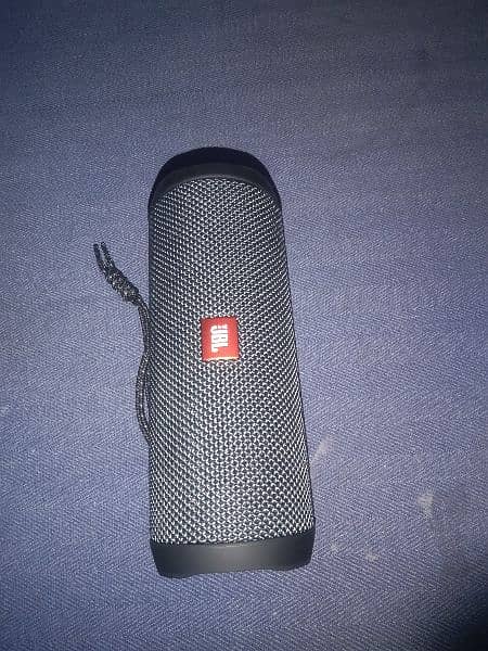 JBL FLIP ESSENTIAL 2 1