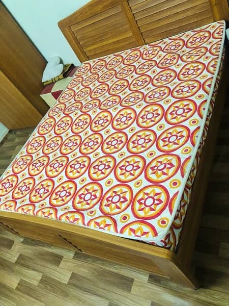 Bed with Mattress Good Condition 3