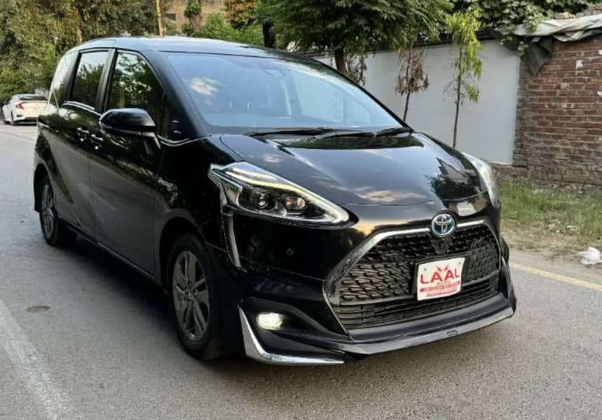 Toyota Sienta G 2018 0