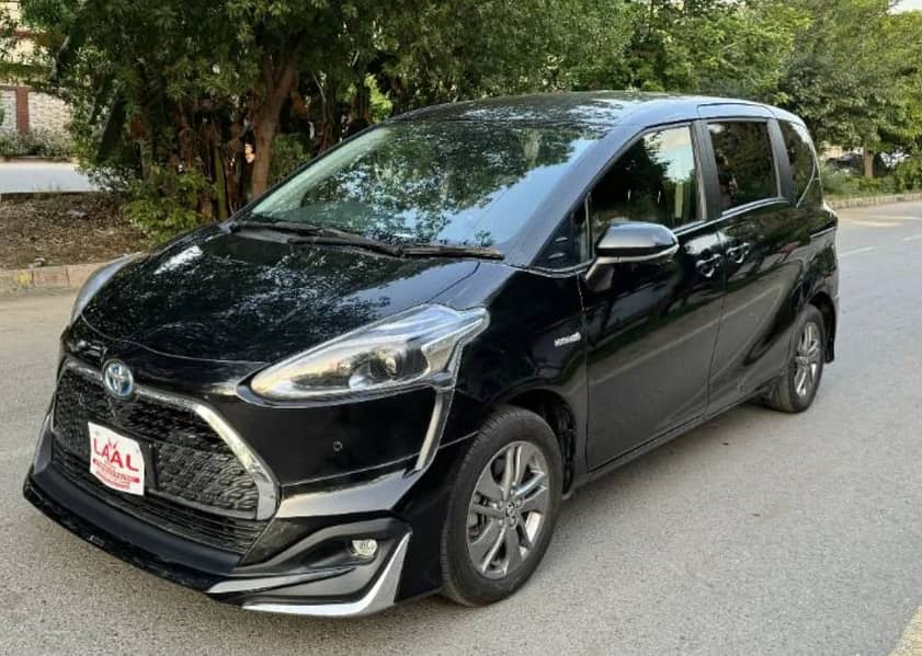 Toyota Sienta G 2018 1