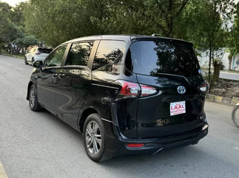 Toyota Sienta G 2018 3