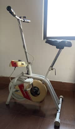 Exercise Cycle/Exercise Bike/Gym Bicycle/Exercise Bicycle