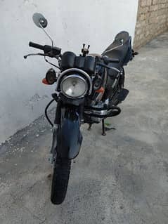 Yamaha YBR 125 G black