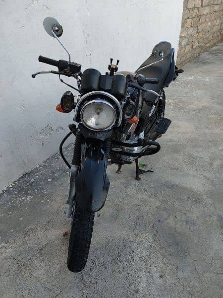 Yamaha YBR 125 G black 0