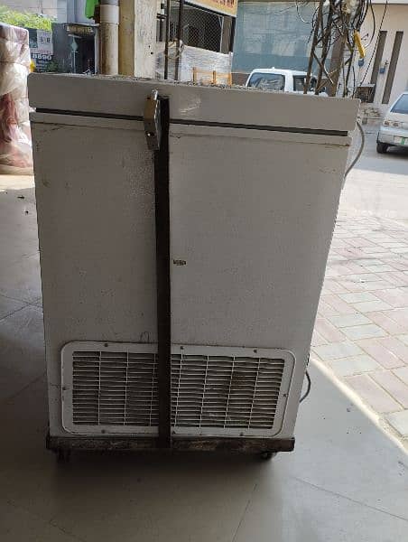 Haier Deep Freezer with iron stand 2