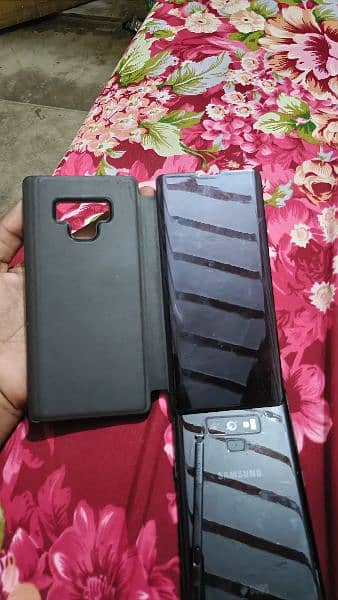 Samsung galaxy note 9 just in 25k 2