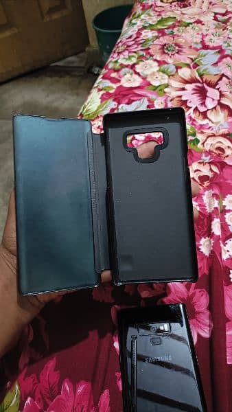 Samsung galaxy note 9 just in 25k 4