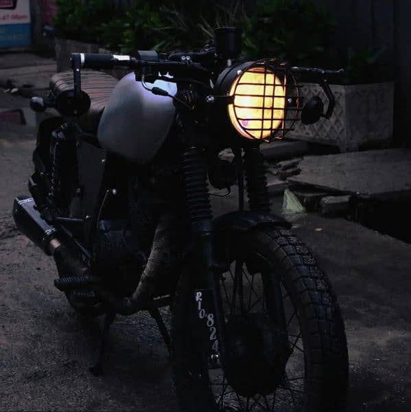 Cafe Racer GS150 2