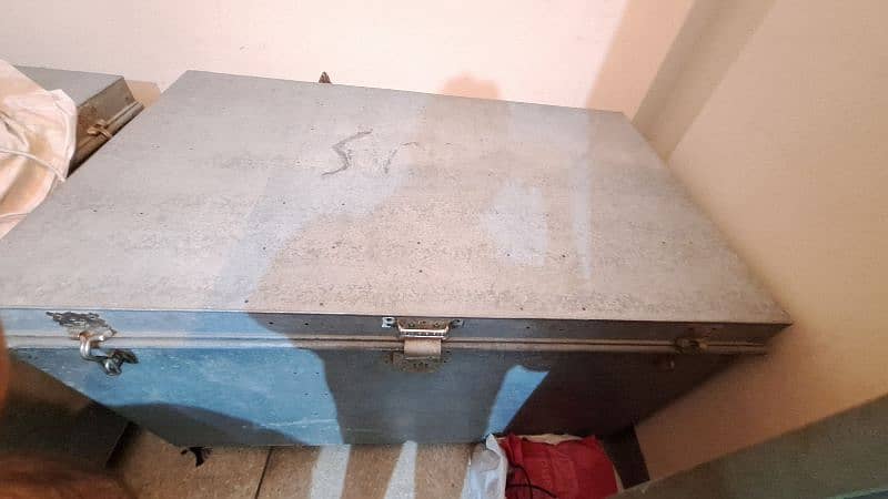 heavy steel pati good condition 0