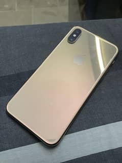 Iphone xs  gold