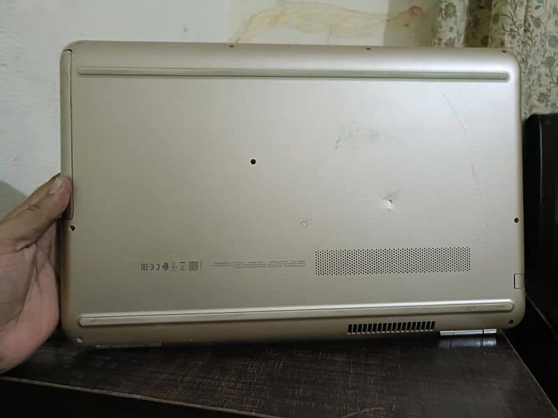 urgent sale hp leptop home use 10