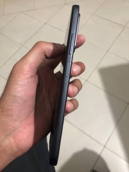 Redmi note 11 6/128 with box and original charger and cable 7