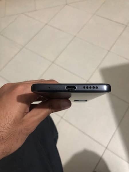 Redmi note 11 6/128 with box and original charger and cable 8