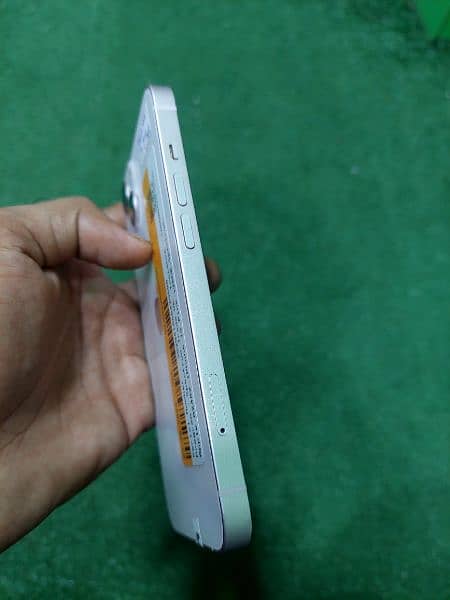 iPhone 13 128GB NONPTA JV 4