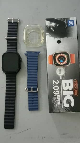 Series9 SmartWatch in good condition with 2 straps & 1 silicone cover 0