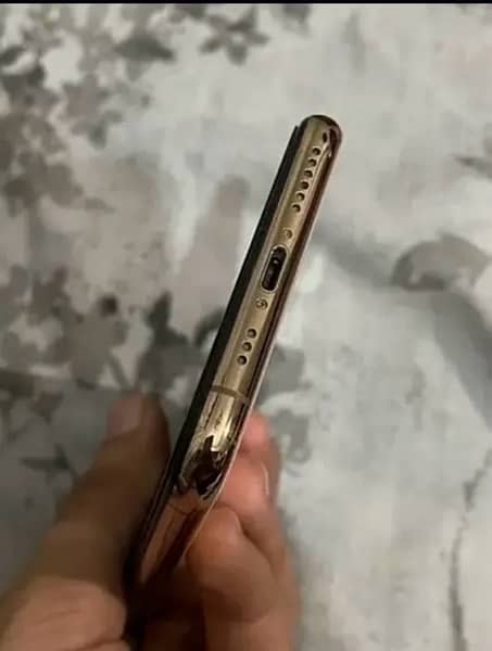 iPhone Xs dual PTA approved 1