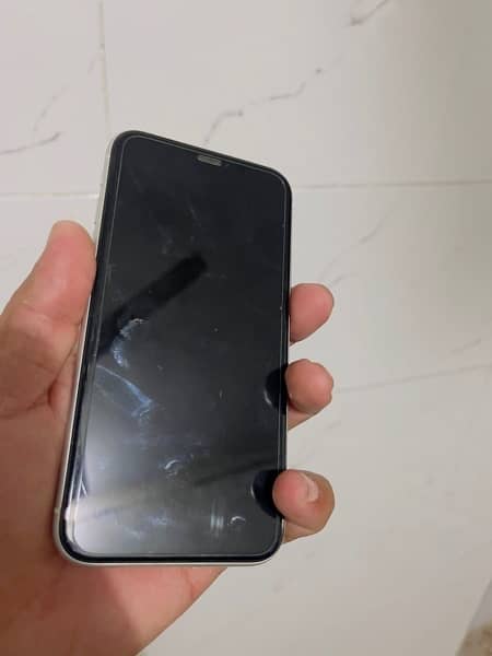 IPHONE XR 64 GB Good condition all ok sim working 4