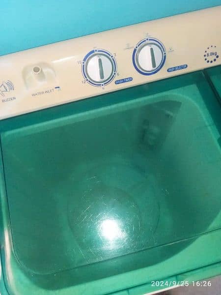 Haier washing machine twin tub model number HWM80-11S 4