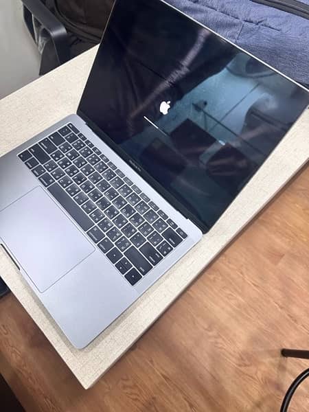 Apple MacBook Pro 2017 10/10 2