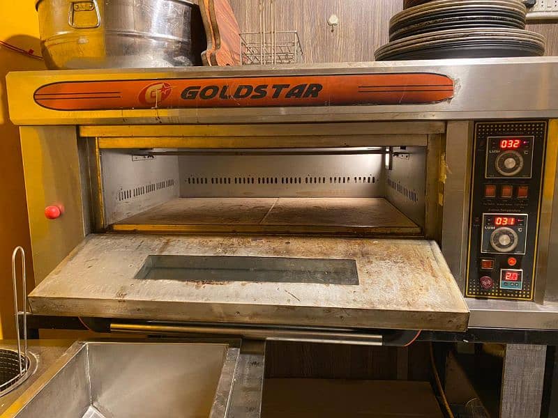 Gold star oven for pizza making 2