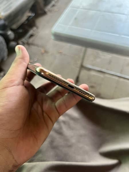 IPHONE XSMAX 256gb pTA aproved 4