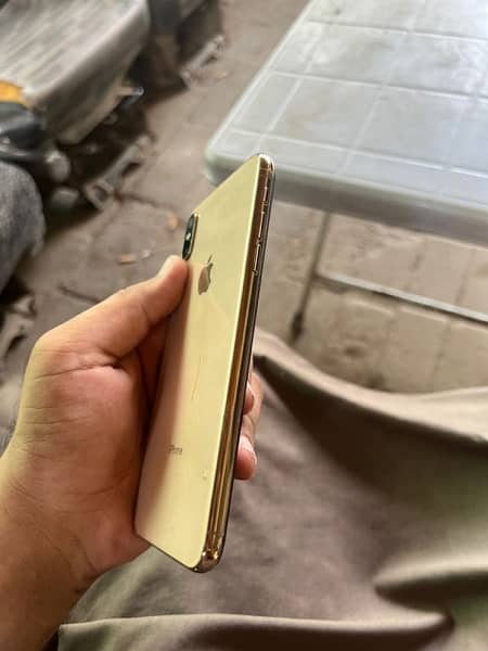 IPHONE XSMAX 256gb pTA aproved 6