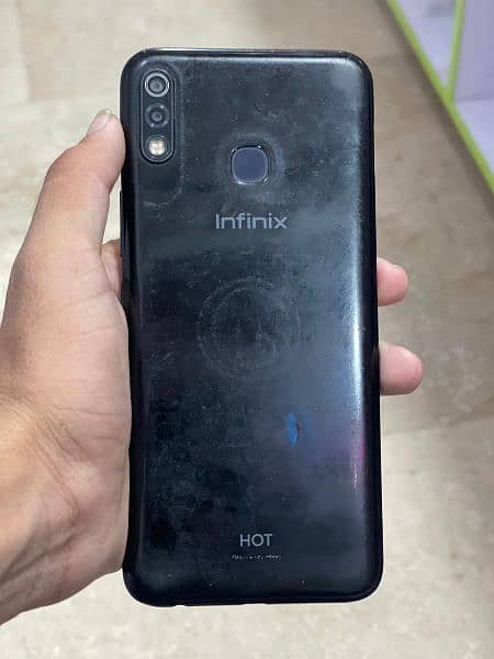 Infinix hot 8 lite 2/32 4