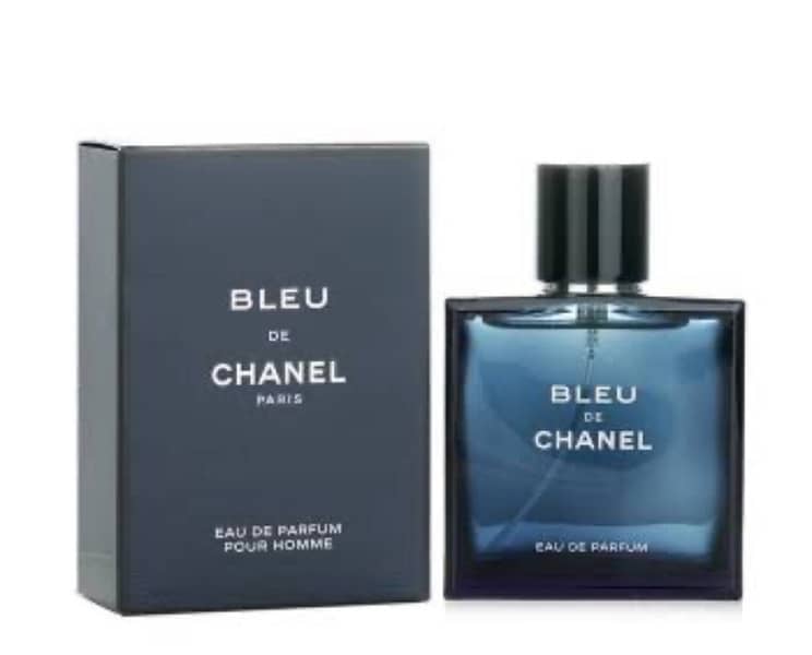 Branded perfumes for men and women. 3