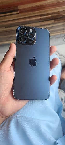 iPhone 15 Pro Max Rate Q itna Km Hy smjh to ap Gy ho gy 9