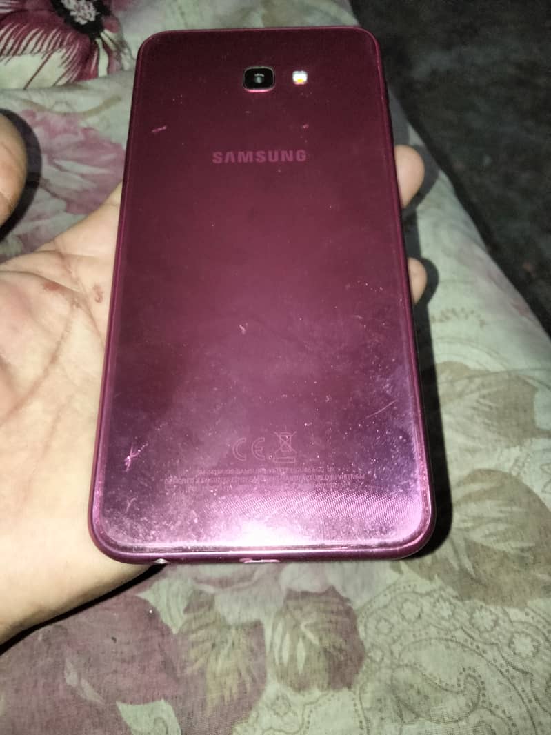 Samsung Galaxy j4+   32GB 0