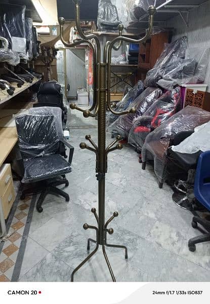 istari stand visitor chair coat hanger 3