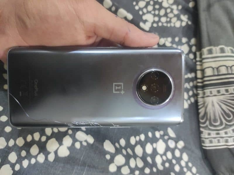 One Plus 7T silver color 128/8 10