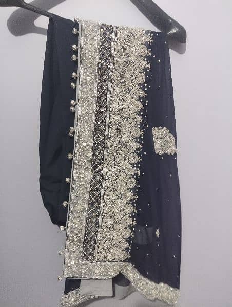 grey maxi with shalwar and dupatta 4