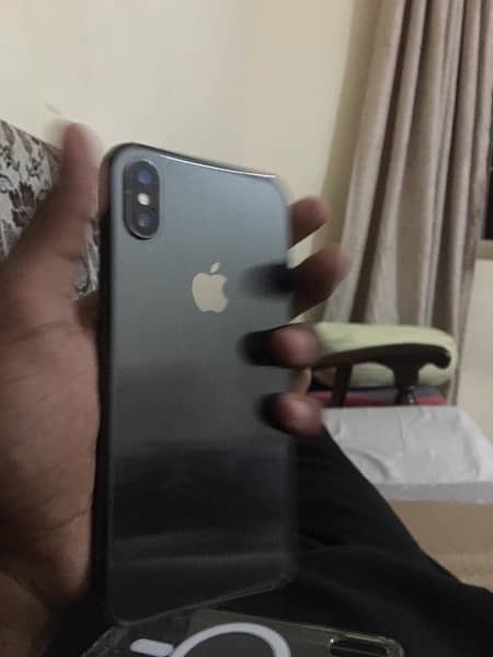 I phone X 64GB 5