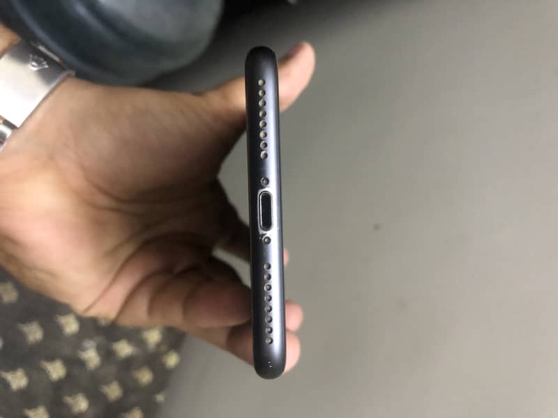 Iphone 8 plus non pta 4