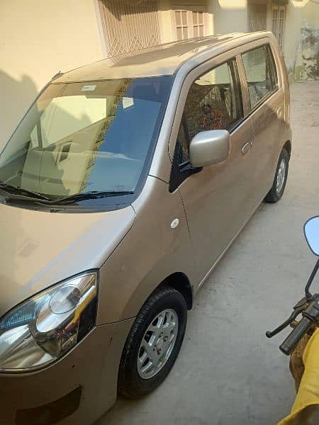 Suzuki Wagon R 2018 10