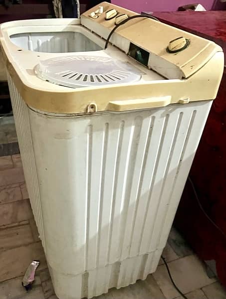 Haier twin tub HWM 100-As/Bs 3