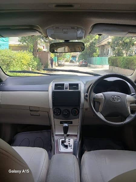 Toyota Corolla Altis 2013 3