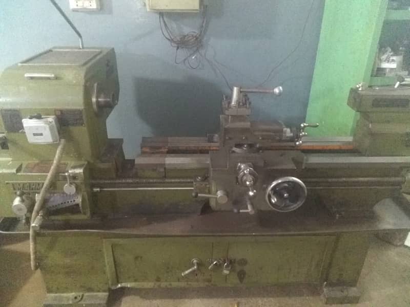 Lathe Machines! excellent condition! chuck and motor included 1