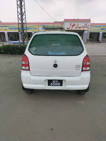 Suzuki Alto 2011 in very good condition 2