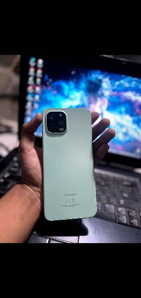 Huawei Nova Y61 Non-PTA 3