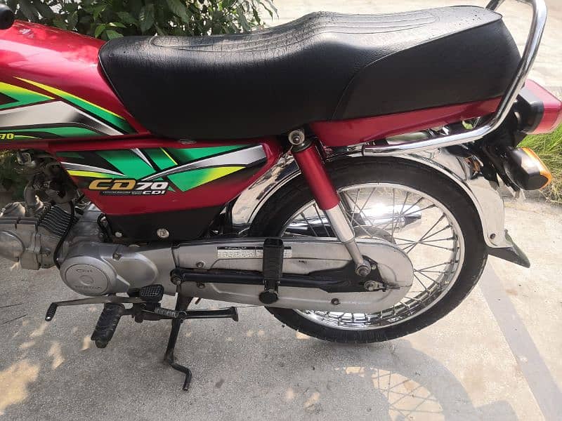 Honda cd 70 model 2023 golden number 6