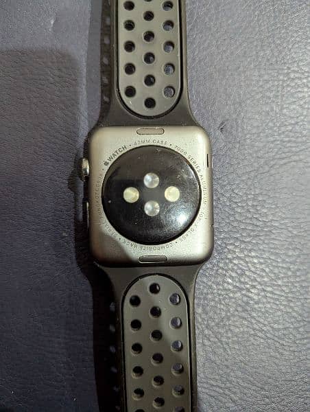 Apple Original Watch Gen 1 3