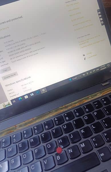 X1 CARBON i7 4th Generation ( 9/10 Condition, with 512 SSD Only 50k) 6